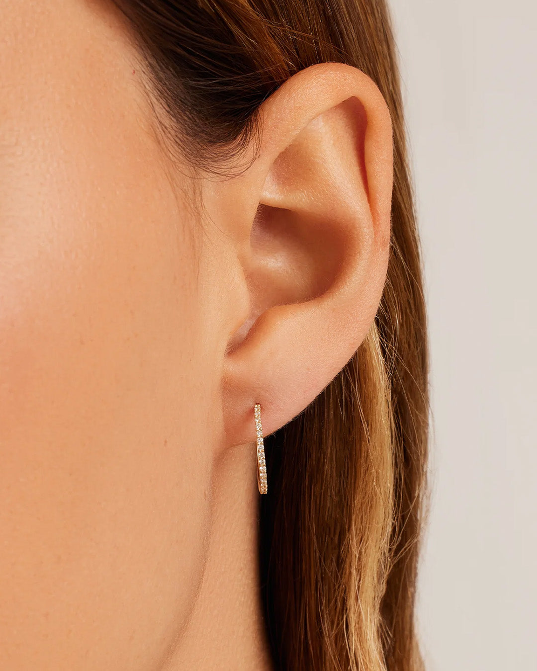 Diamond Pavé Single Huggie - Image 15