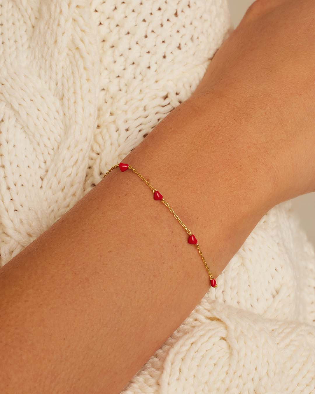 Alternative view of Amour Bracelet Red
