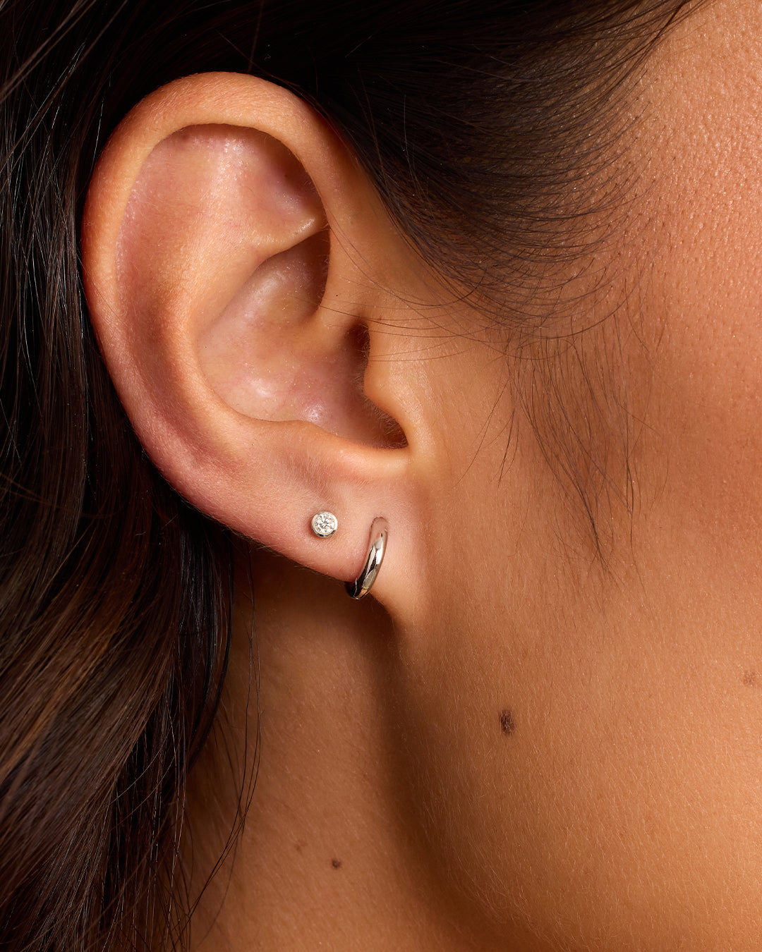 Lou Single Huggie - Image 6