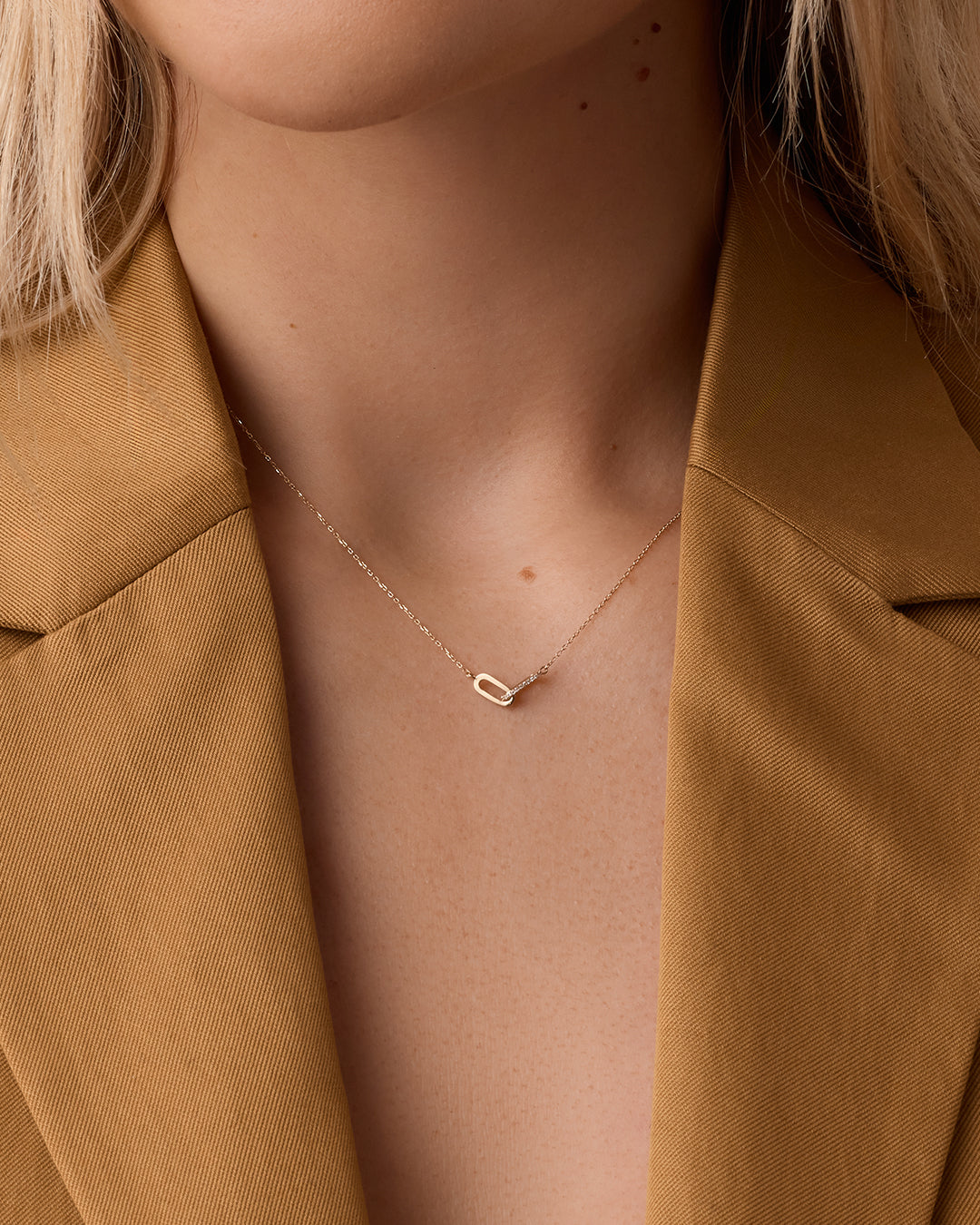 Alternative view of Diamond Bond Interlocking Link Necklace