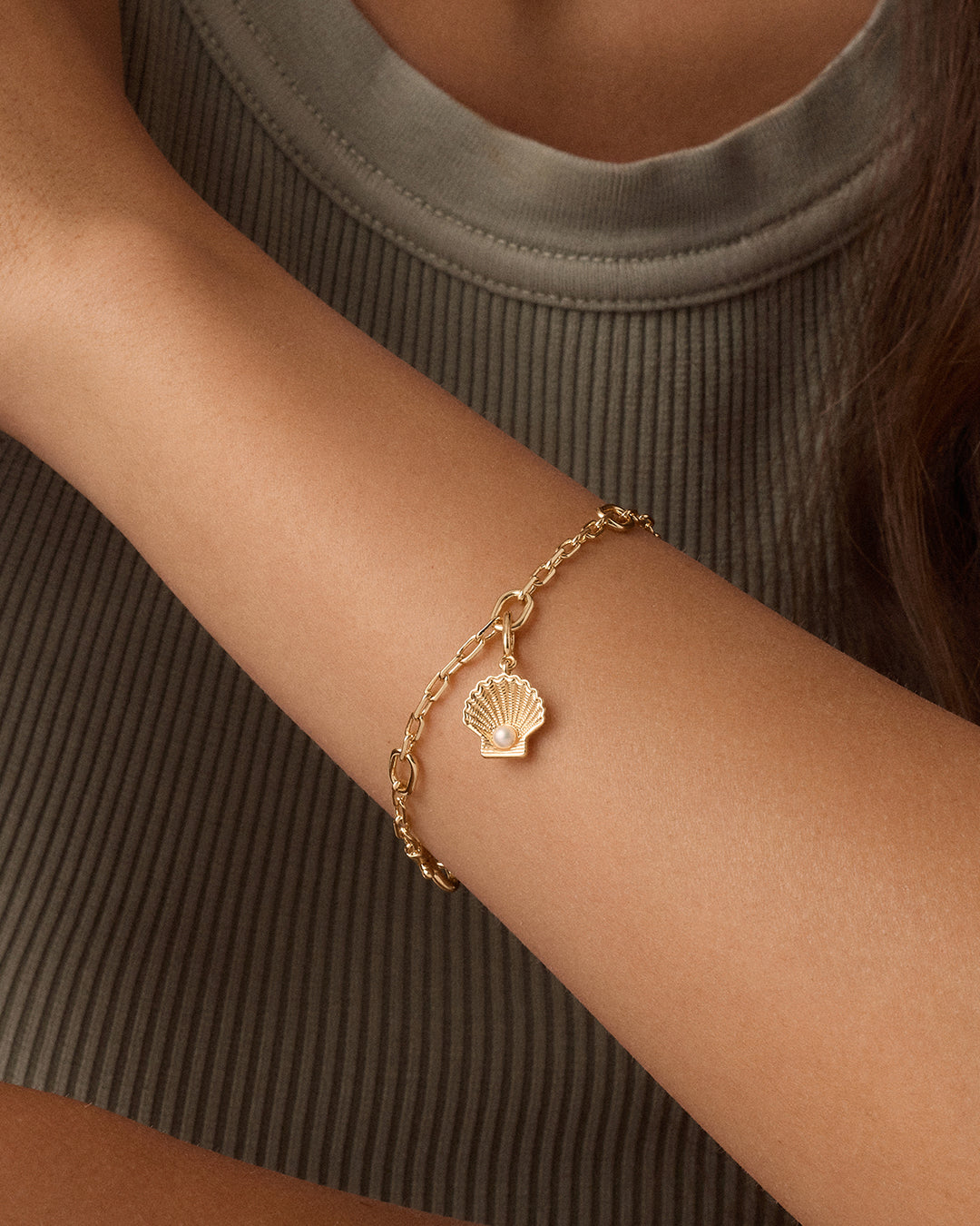 Alternative view of Shell Pearl Parker Charm