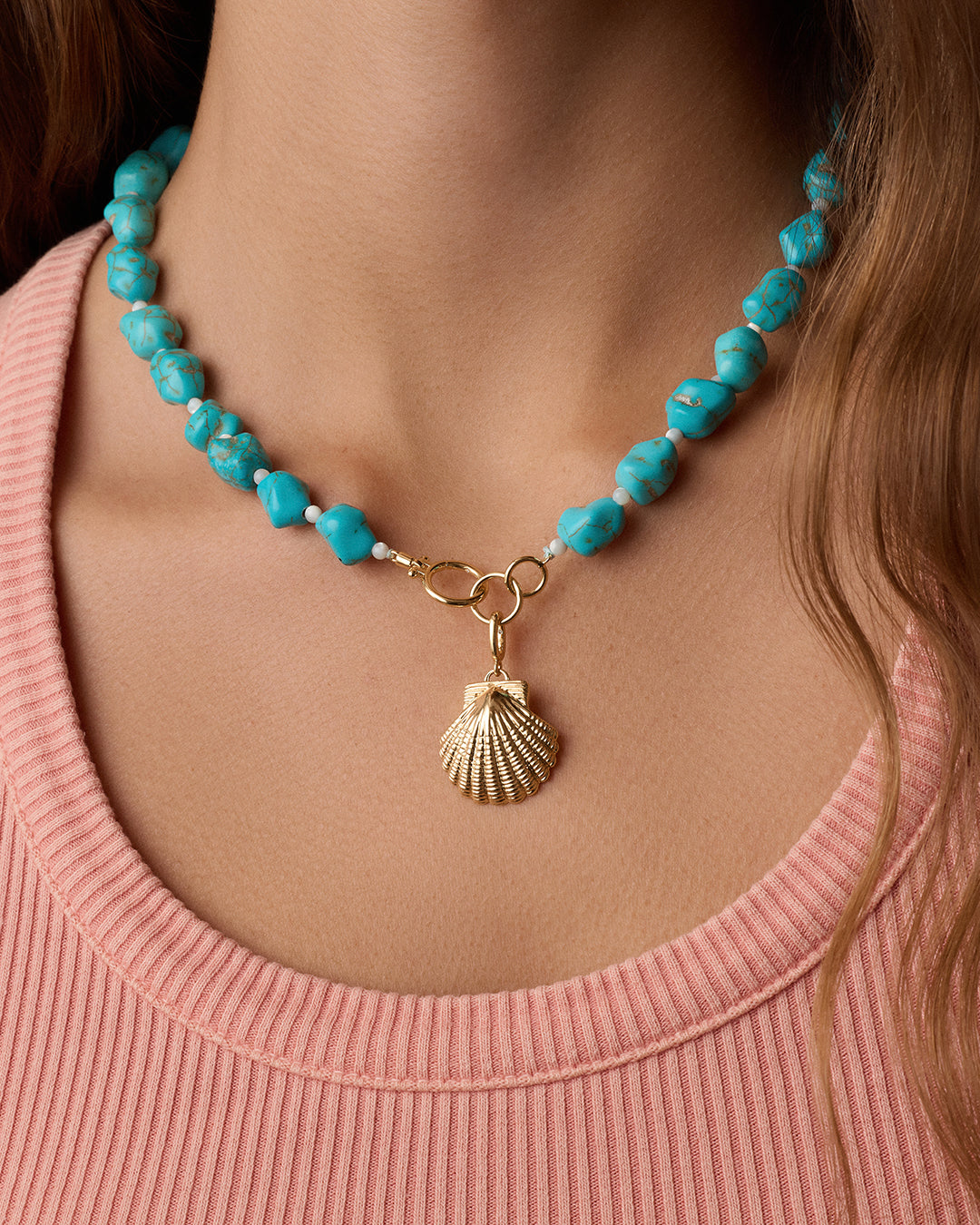 Alternative view of Gold Scallop Shell Parker Charm