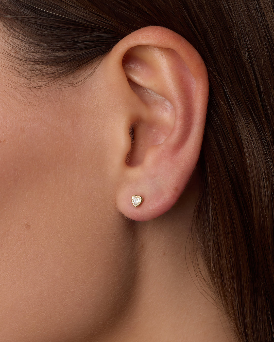 Alternative view of Lab Grown Diamond Heart Single Flat Back Stud