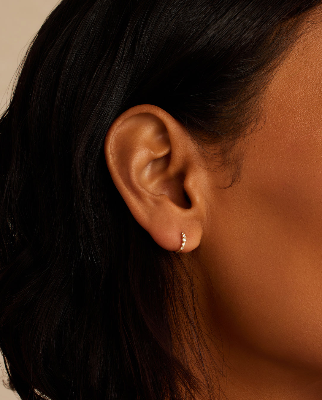 Alternative view of Elle Diamond Row Single Huggie