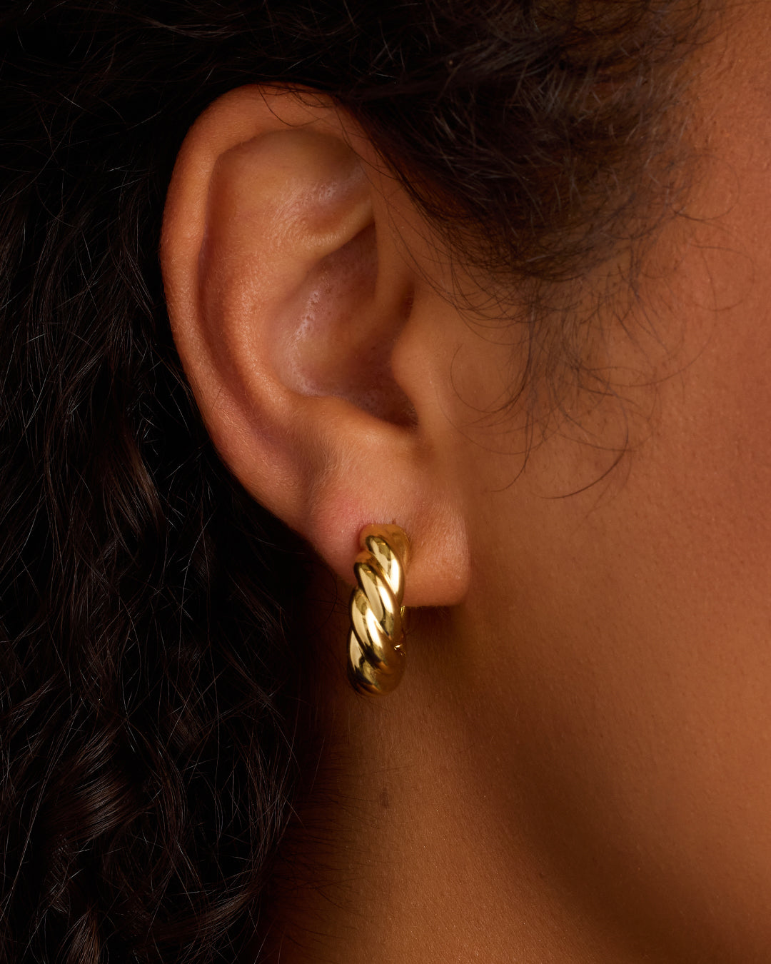 Alternative view of Crew Helium Hoops