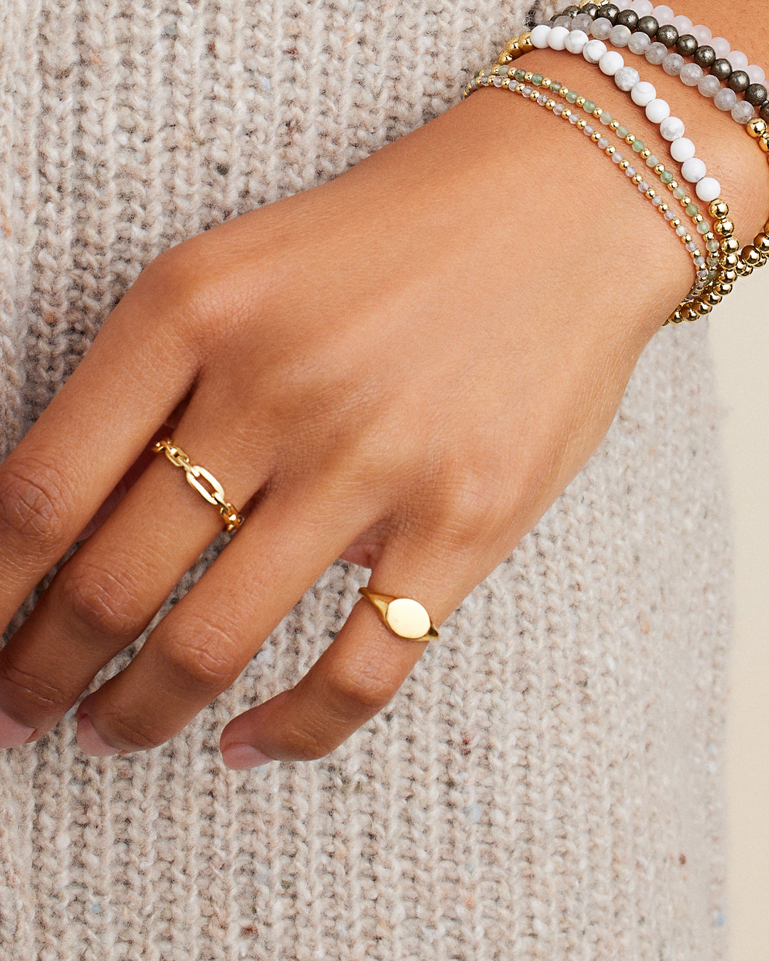 Alternative view of Bespoke Signet Ring (gold)